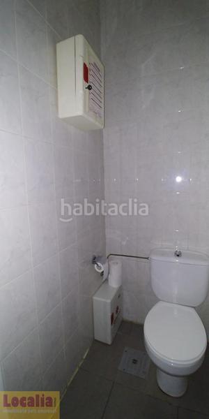 Foto 2785d523-38f9-429f-96f7-7477f5aec05d. Location local commercial dans Centro Torrelavega