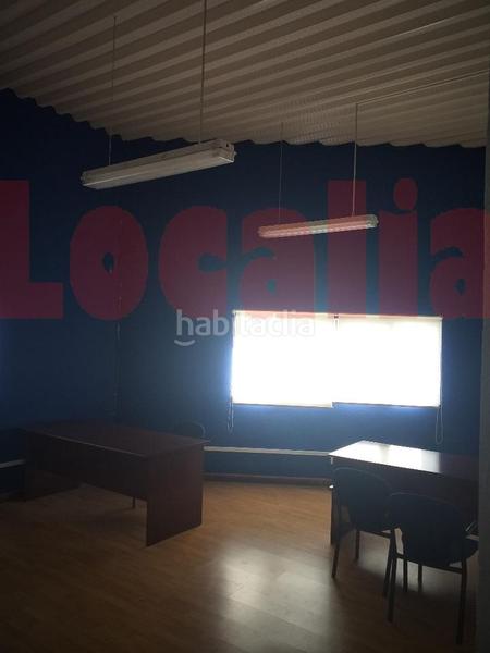 Foto b3238c23-ee72-4ac8-864e-bf0cf19f1c2d. Lloguer oficina a Herrera Camargo