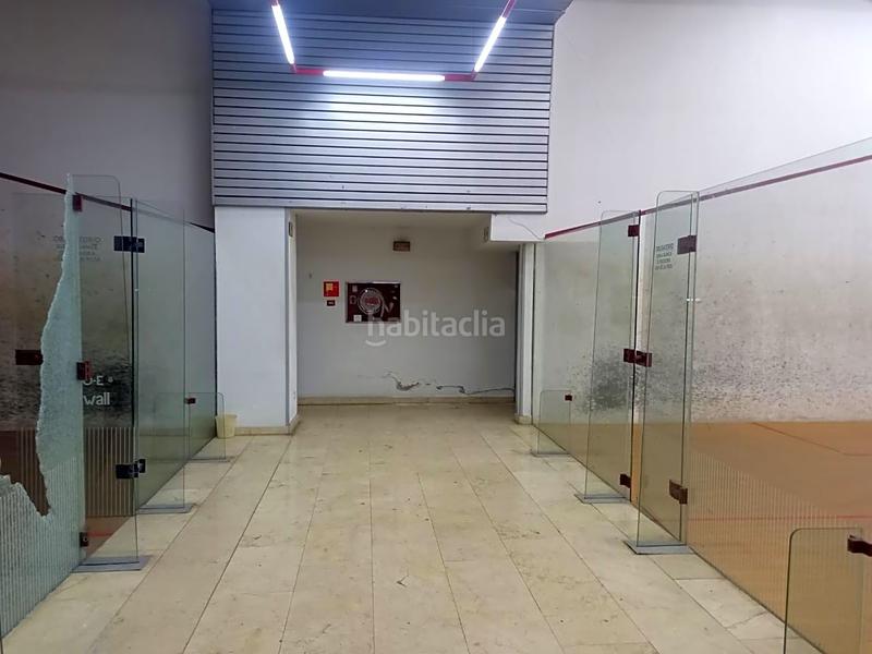 Foto c56e98d6-bc81-498e-9537-5d75396752ab. Location local commercial dans Numancia - San Fernando Santander