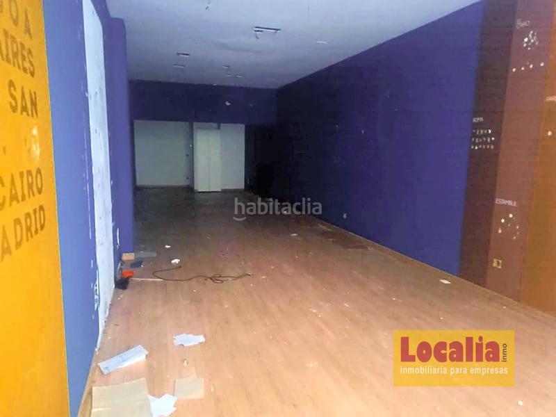 Foto f3d87e3c-96aa-43ac-8773-8b4fd9dcf040. Affitto locale commerciale in Centro Torrelavega