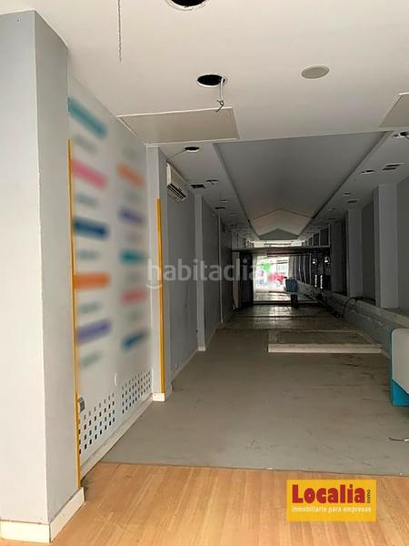 Foto 984f3cf1-3162-429c-81fb-8338f48ed4d6. Lloguer local comercial a Centro - Ayuntamiento Santander