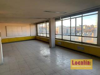 Lloguer Oficina  Calle luis hoyos sainz. Desde localia inmobiliaria te queremos ofrecer este espacio de o
