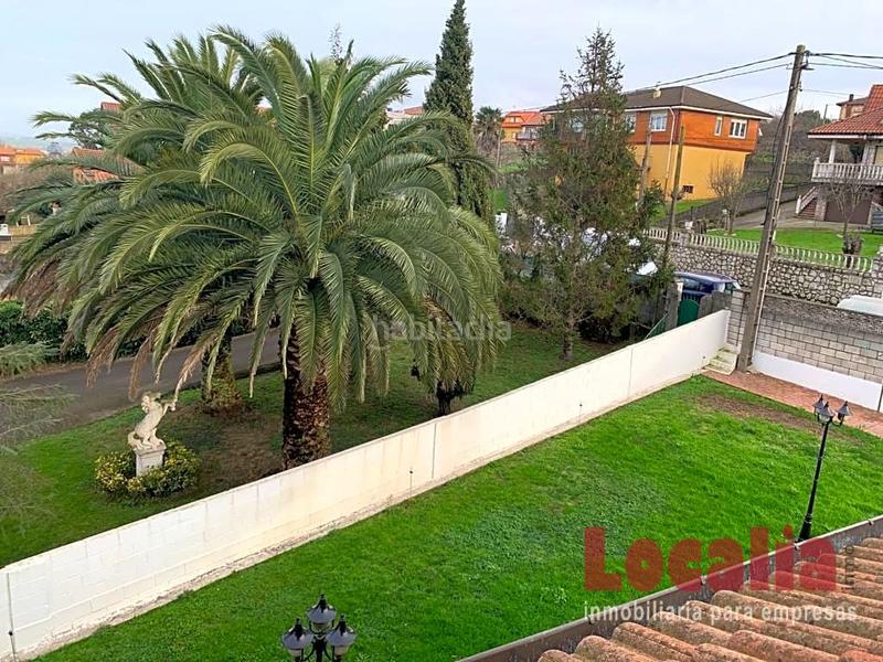 Foto 0e5c35a8-67e0-4023-8756-a9b4b9736674. Casa amb aparcament a Maliaño Camargo