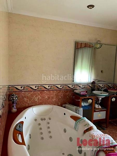 Foto 8a338d24-0418-4057-8215-a3fd3df315b3. Casa amb aparcament a Maliaño Camargo