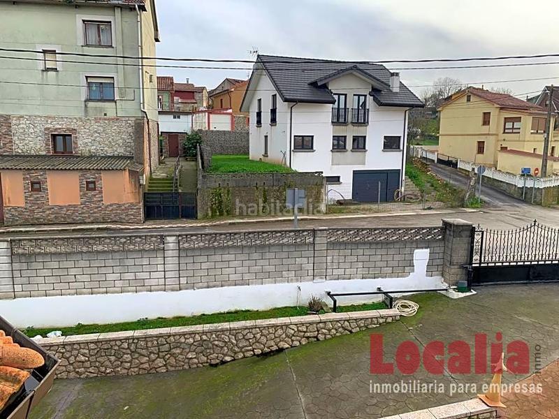 Foto 96b11abb-5af2-4b51-b2a8-a87c00475d44. Casa amb aparcament a Maliaño Camargo