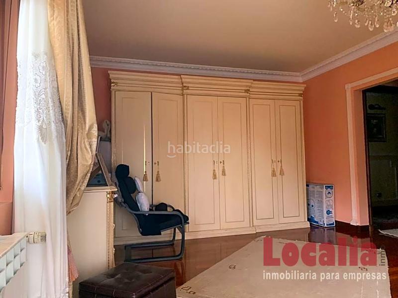 Foto a5ab0c97-d2ff-4014-be64-e66e04313b2b. Casa amb aparcament a Maliaño Camargo