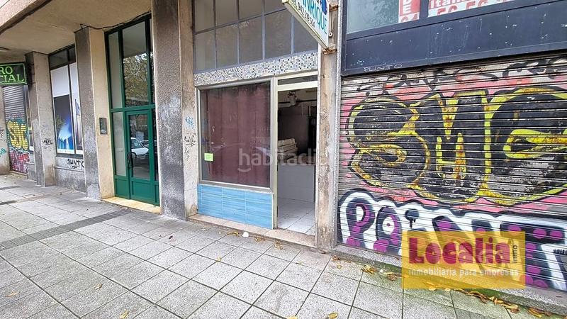 Foto d3106154-79ee-4c18-8c7a-28d9a833de35. Lloguer local comercial a Puerto Chico Santander