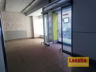 Location Local commercial à Centro. Local comercial con almacén en el centro de palencia