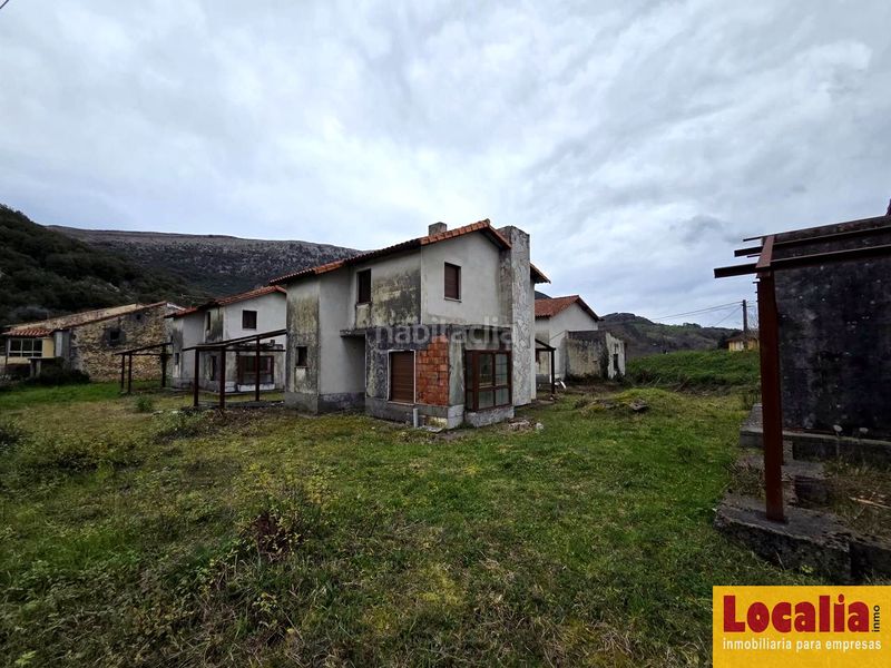 Foto 01235042-c8cb-4597-a44f-563b43a920bc. Terreny residencial a Ruesga