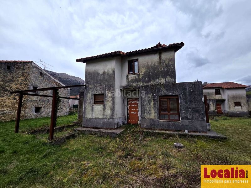 Foto 0eef51b3-d3eb-4ecd-a934-849f9506a2fe. Terreny residencial a Ruesga