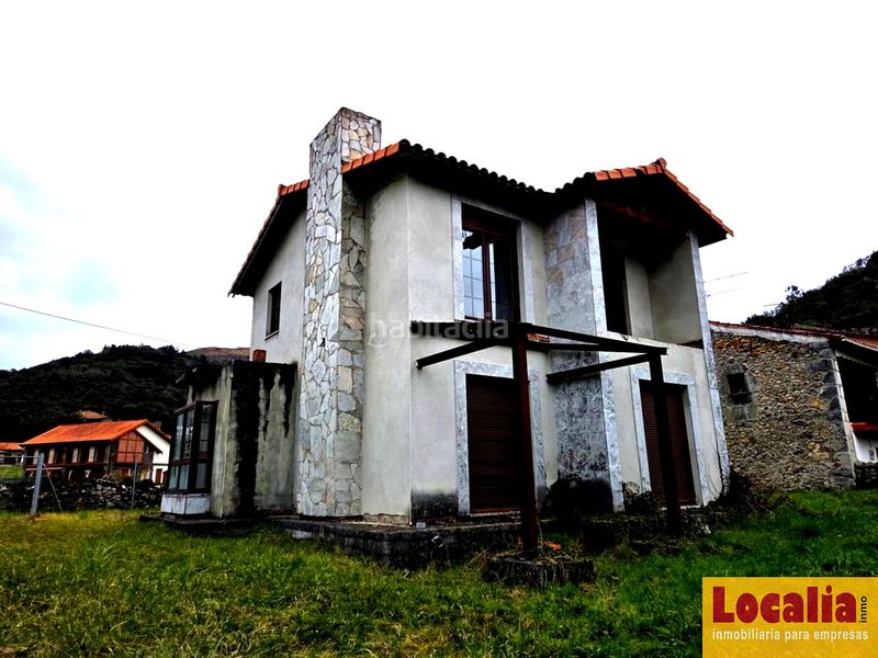 Foto 8c7dffce-1305-4c08-85f8-f56d8867a54e. Terreny residencial a Ruesga