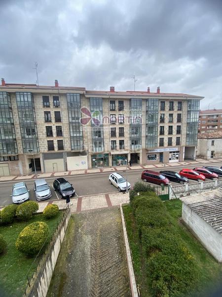Foto 2d73841c-ec65-4ae7-a909-a502eb85eef8. Piso en calle mayor 53 252760 para entrar a vivir en Briviesca