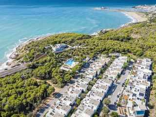 Duplex in Mas d´En Serra - Els Cards. Duplex reformado en casas del mar