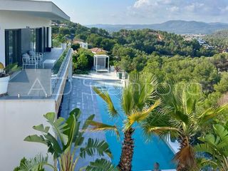 Casa a Mas Alba. Casa con piscina privada y vistas panorámicas en mas alba sitges