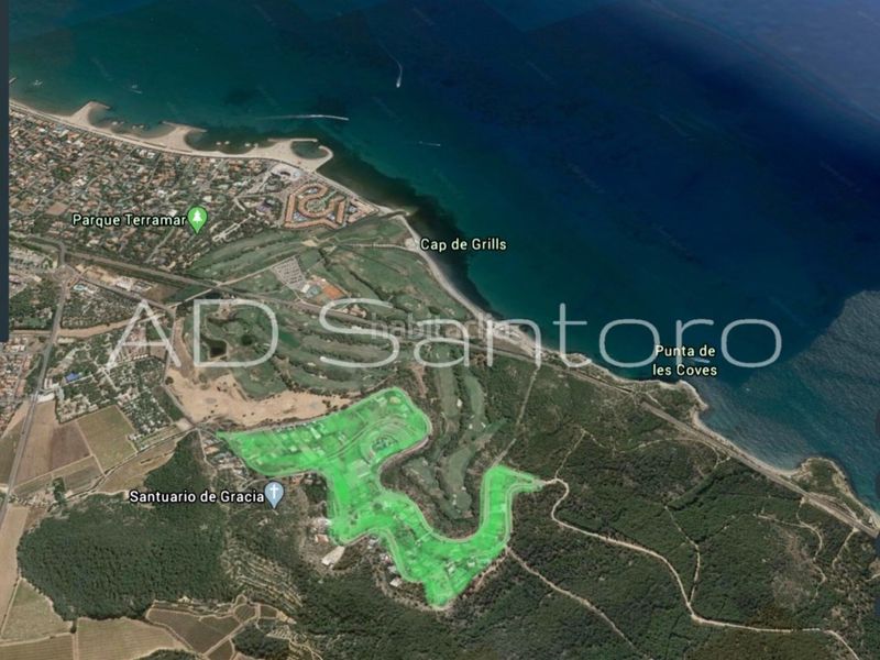 Foto 1564fece-0bc7-4a40-a906-b521a2098cc0. Casa amb aparcament a Can Girona - Terramar - Vinyet Sitges