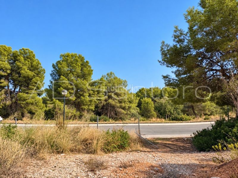 Foto a5687491-5095-4d4d-acc8-ce8ef3fb3a02. Casa amb aparcament a Can Girona - Terramar - Vinyet Sitges