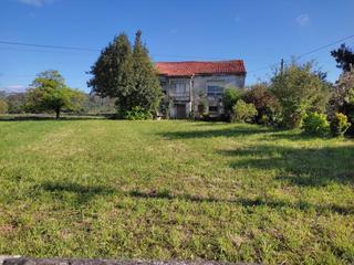 Casa a Escobedo. Atención inversores!! casa y finca con muchas posibilidades en e