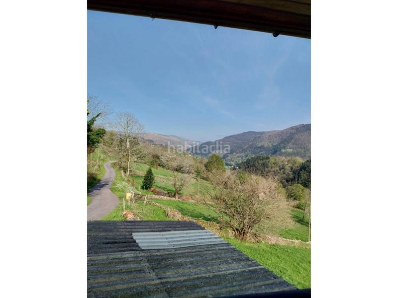 Foto f569cf91-2250-4f91-9a81-d49a9e238cd4. Casa venta de casa y terreno en sel del tojo en Corvera de Toranzo