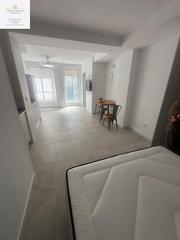 Rent Ground floor in Pont Nou - Corazón de Jesús. Planta baja diáfana reformada a estrenar