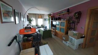 Appartement à Barri Antic. Piso familiar en el casco antiguo con piscina comunitaria!