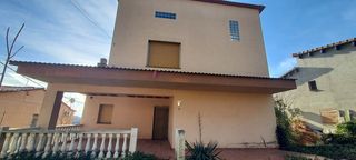Casa in Airesol. Casa en castellar