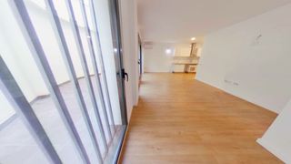 Pis a Segle XX. Piso con parquing  en terrassa