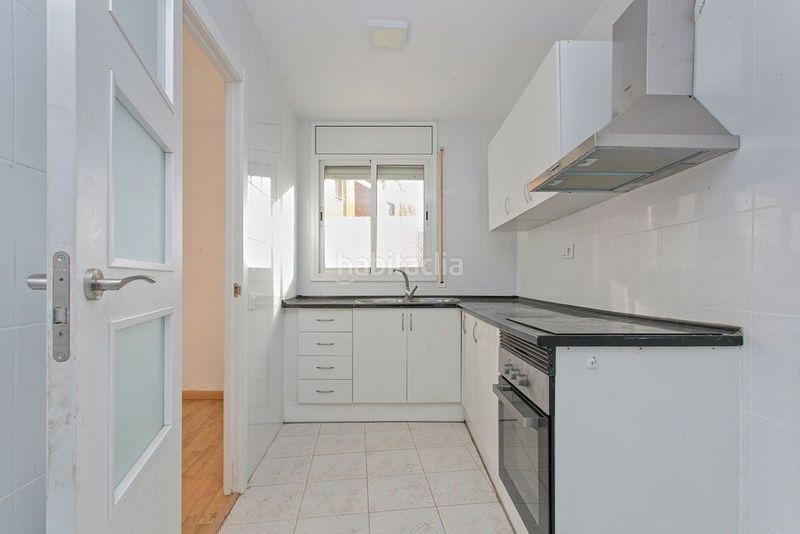Foto 4eddaaa4-a64d-45f7-bd0d-4f754844c3f2. Pis a La Cogullada Terrassa