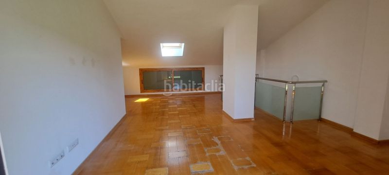 Foto 38af88fe-f8b7-41fa-a772-4b06d8d14737. Dúplex amb calefacció a Torre - Sana Terrassa