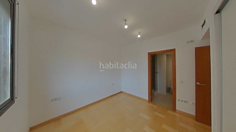 Foto 4eb57a08-7c87-4639-85bb-b1422e162823. Dúplex amb calefacció a Torre - Sana Terrassa