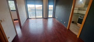 Appartement à Ca n'Anglada. Piso en terrassa con parquing y trastero