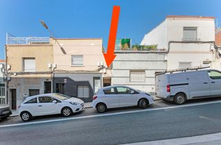 Casa adossada a La Maurina. Casa en terrassa