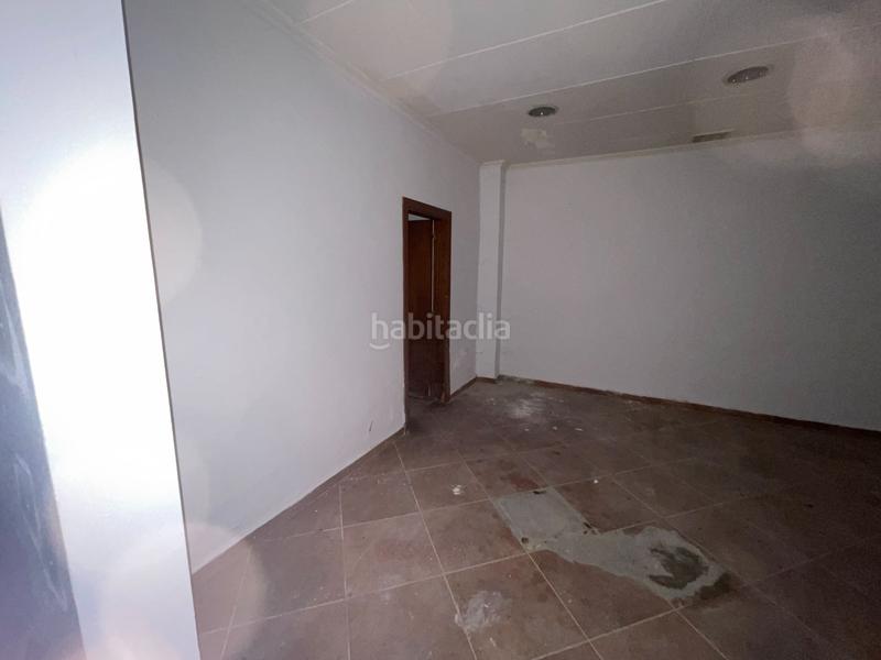 Foto 06b610de-929f-4077-aac8-c9f41a29b800. Local commercial dans La Romànica Barberà del Vallès