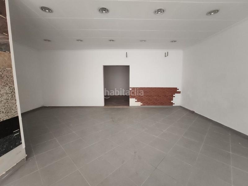 Foto 5331eb64-9530-4c4d-bad6-f9af331b890a. Local commercial dans La Romànica Barberà del Vallès