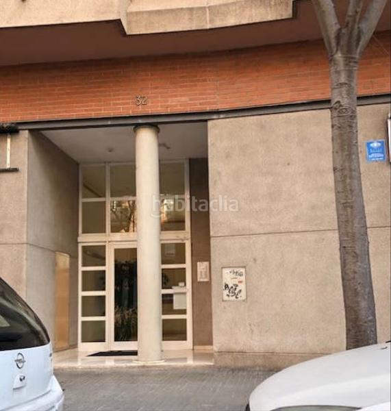 Foto c886bdbe-c2c5-4a9a-a659-946e0bd4064e. Local commercial dans Riera Seca Mollet del Vallès