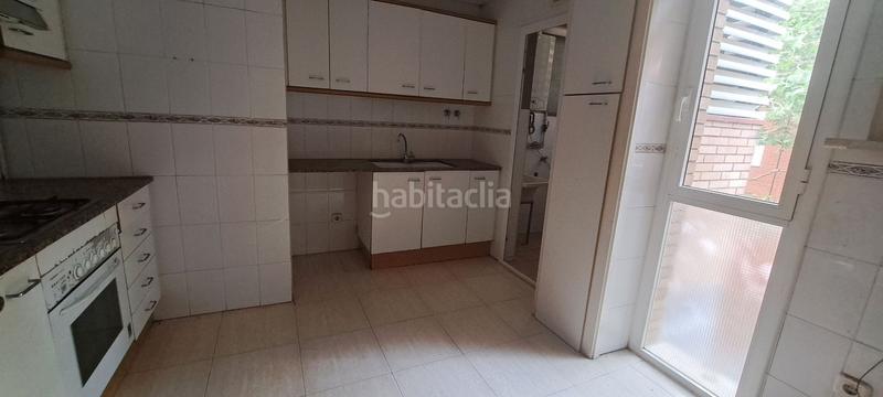 Foto 1db6ea7e-e8ac-4e32-82f1-21949c6ad775. Piso  zona Roc Blanc en Roc Blanc Terrassa