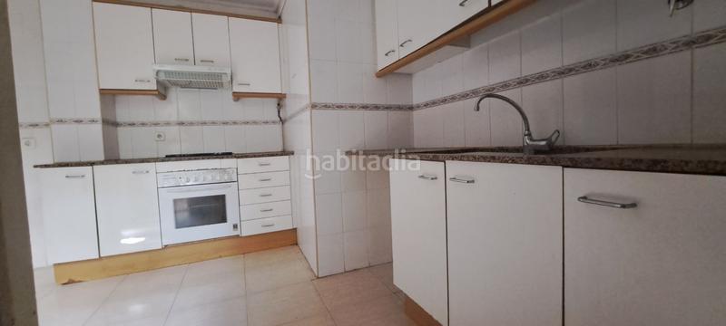 Foto 388d354a-e29e-4887-9a40-f48970d1aa88. Piso  zona Roc Blanc en Roc Blanc Terrassa