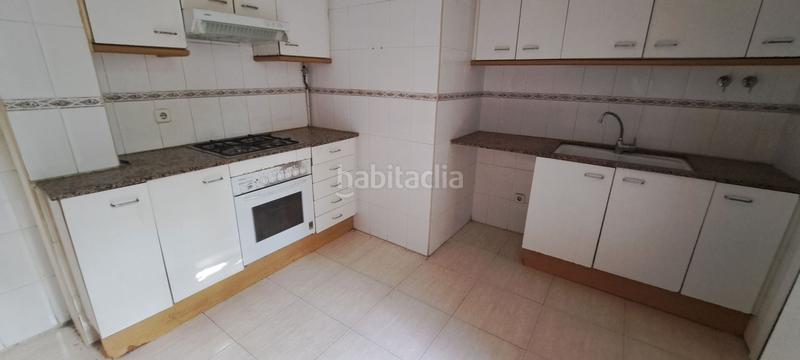 Foto ba30212f-29f0-4f81-a5a5-5549547a8eb5. Piso  zona Roc Blanc en Roc Blanc Terrassa