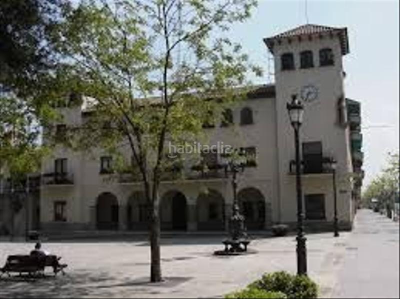 Foto 541c76a4-7729-4d0a-b3dd-3e27b35bd637. Casa  reformada en el casco antiguo con parquing y espectacular terraza en Barberà del Vallès