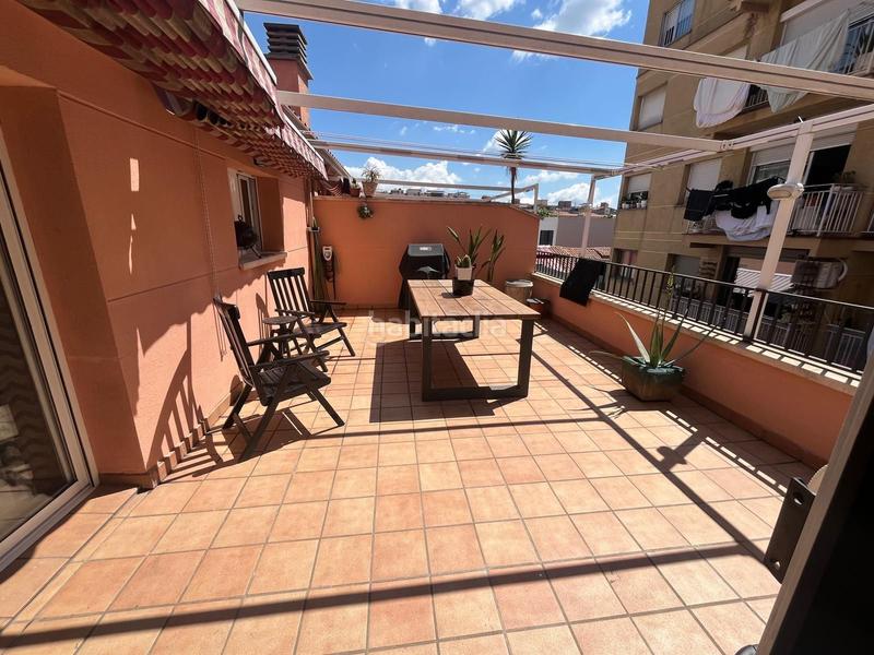 Foto fc34299d-a62b-4834-83f5-9cc06bc1b98b. Casa  reformada en el casco antiguo con parquing y espectacular terraza en Barberà del Vallès