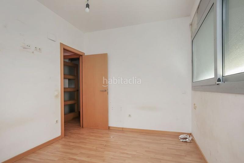Foto a7f2c529-66eb-49b0-993f-bfcf0c940c92. Piso  en Roc Blanc Terrassa