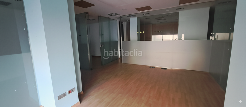 Foto 83f6ce50-1de5-4098-9715-2bed6fd66cf1. Local commercial dans Zona Esportiva Terrassa