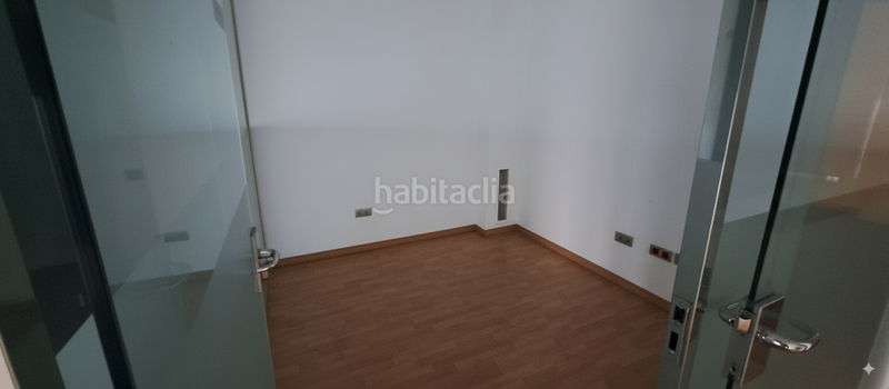 Foto a3969777-ddda-4f90-a9f6-2e1b20a3b6b1. Local commercial dans Zona Esportiva Terrassa