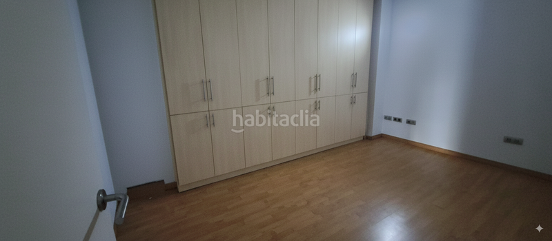 Foto d395defd-9828-4b46-b3ac-e87c415569d3. Local commercial dans Zona Esportiva Terrassa