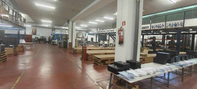 Foto d4b015c5-0600-4a72-a0ae-0dd67c677fea. Lloguer nau industrial a hilados 21 a Parque Cataluña Torrejón de Ardoz