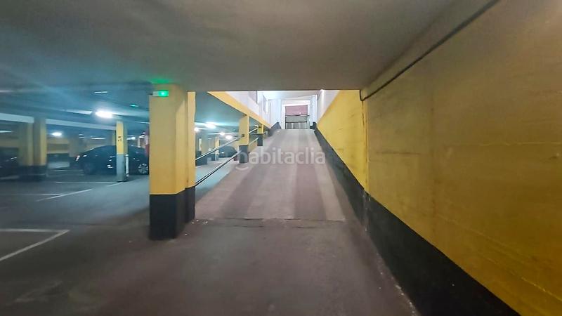 Foto 497cfb55-c0b9-4142-8de7-99a1e93601ca. Parking voiture dans de las fuentes 17 dans Centro Torrejón de Ardoz