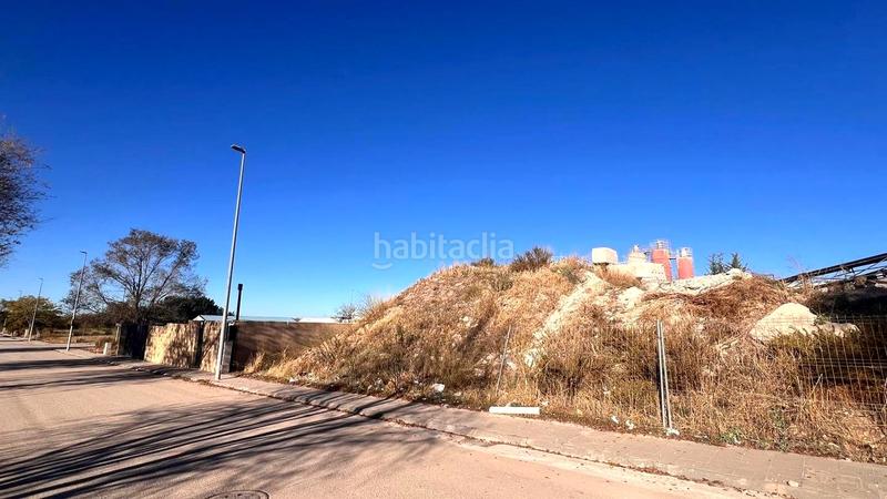 Foto 6286dd17-f982-497f-abd8-73a38e3fb3af. Terrain résidentiel dans Villalbilla pueblo Villalbilla