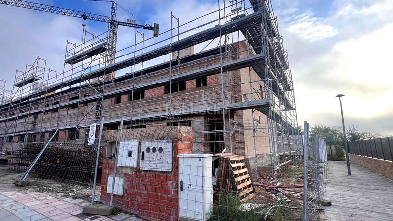 Foto 5c050ff2-1109-4c44-8d4b-a6219ece8e3a. Alquiler casa adosada en Villalbilla pueblo Villalbilla