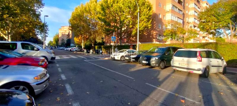 Foto 6769edc8-49a3-4f85-8dd4-341513aa5a27. Parking voiture dans Veredillas Torrejón de Ardoz