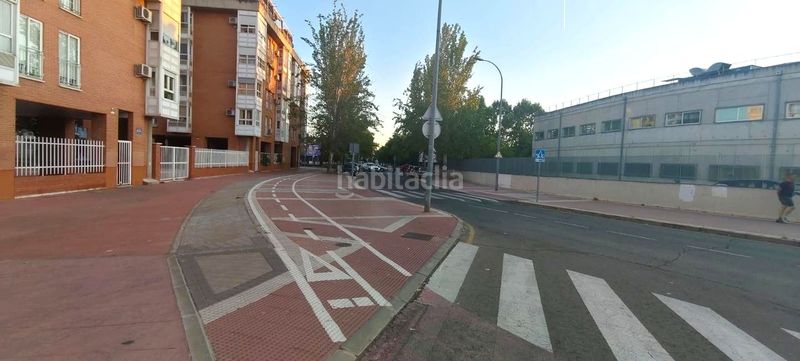 Foto 0ac8f9a0-db31-4cc1-9b48-2853d3149f5d. Aparcament cotxe a Veredillas Torrejón de Ardoz