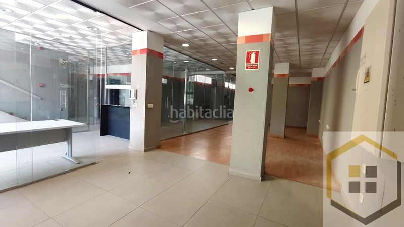 Foto e8adb69c-cd93-4acd-b138-7eca43249a53. Affitto locale commerciale in andalucia 13 in Juan de la Cierva Getafe